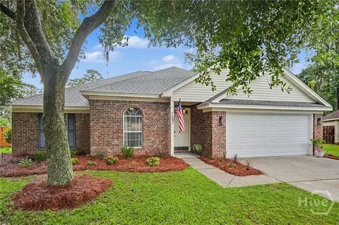 127 Chapel Dr, Savannah, GA 31406