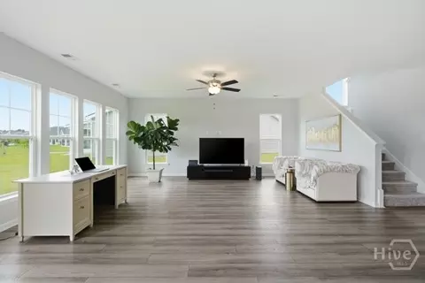 Living - 107 Como Dr, Pooler, GA 31322 photo 4 of 4