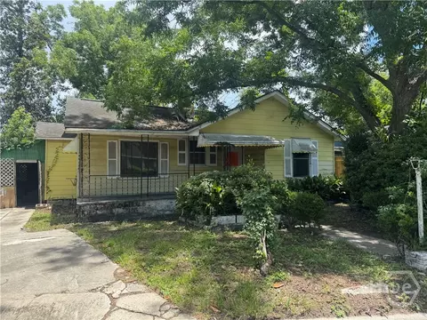 2208 Cullman St, Savannah, GA 31415