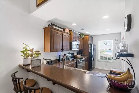 Kitchen - 34 Rivermoor Ct, Savannah, GA 31407 photo 1 of 4