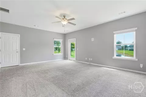 Living - 175 Vale Loop, Savannah, GA 31405 photo 1 of 4