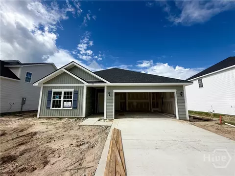 83 Pitchline Dr, Hinesville, GA 31313