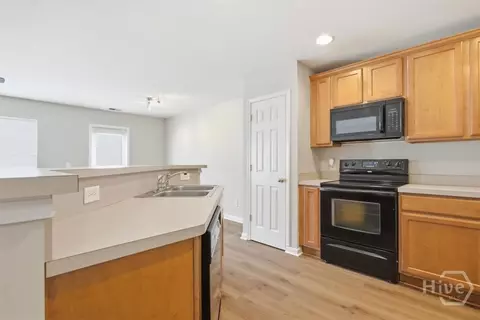 Kitchen - 44 Ashleigh Ln, Savannah, GA 31407 photo 1 of 2
