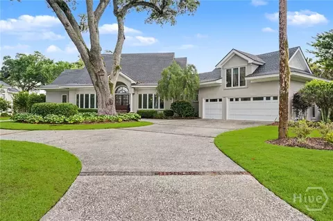 2 Marsh Bridge Ln, Savannah, GA 31411