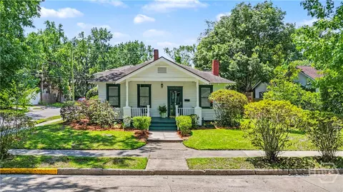 1235 E 49th St, Savannah, GA 31404