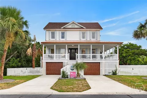 4 Palmwood Ct, Tybee Island, GA 31328