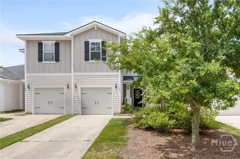160 Lake Lily Dr, Richmond Hill, GA 31324