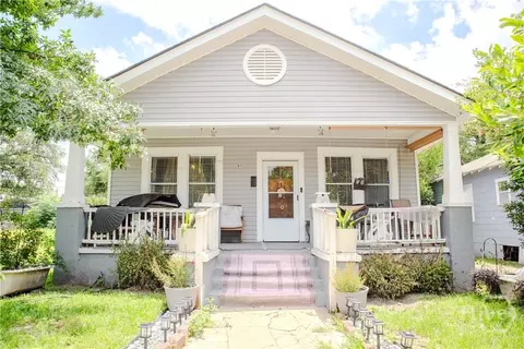 605 W 46th St, Savannah, GA 31405