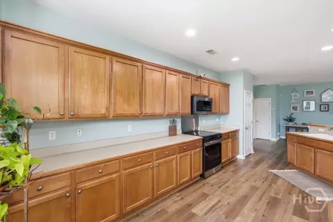 Kitchen - 29 Old Bridge Dr, Pooler, GA 31322 photo 1 of 2