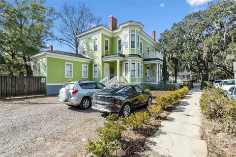 21 W 36th St, Savannah, GA 31401