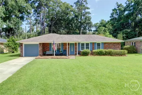 9227 Garland Dr, Savannah, GA 31406