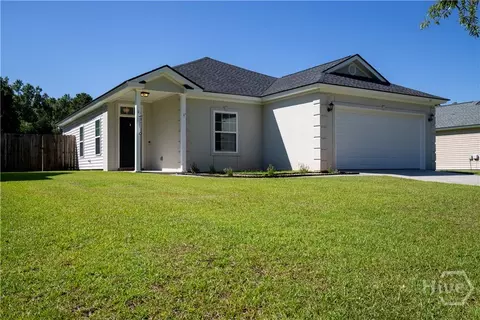 353 Ivey St, Richmond Hill, GA 31324