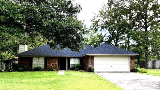 35 Fernwood Ct, Richmond Hill, GA 31324