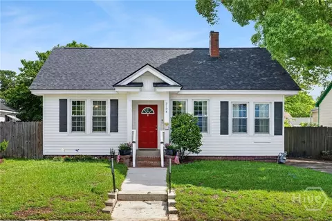 2124 E 39th St, Savannah, GA 31404