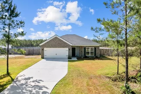 1916 Arnold Dr SE, Allenhurst, GA 31301