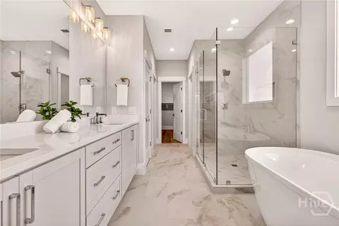 Bath - 521 Reserve Way, Savannah, GA 31401 photo 3 of 10