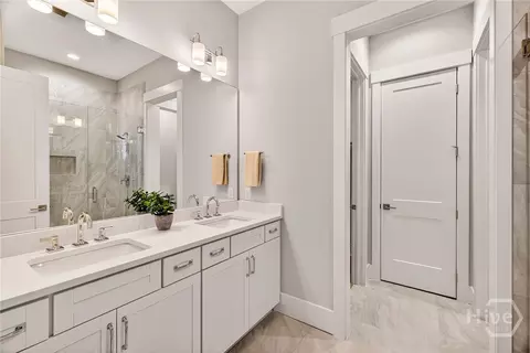 Bath - 521 Reserve Way, Savannah, GA 31401 photo 1 of 10