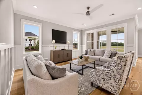 Living - 521 Reserve Way, Savannah, GA 31401 photo 1 of 7