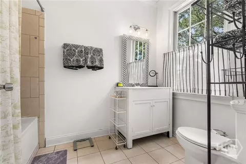 521 E Broad St #2, Savannah, GA 31401 photo 16