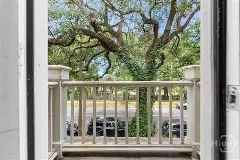 521 E Broad St #2, Savannah, GA 31401 photo 7