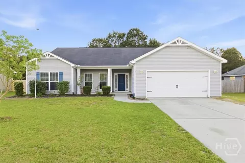 135 Buckskin Ct, Guyton, GA 31312