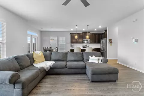 258 Lakepointe Dr, Port Wentworth, GA 31407 photo 10