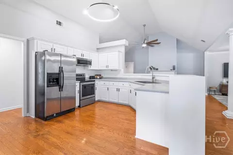 Kitchen - 280 Silver Brook Cir, Pooler, GA 31322 photo 1 of 2