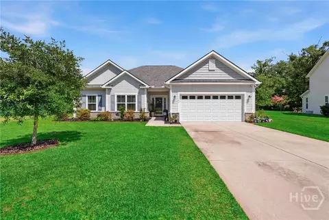 126 Minning Loop, Richmond Hill, GA 31324