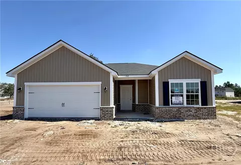 102 Quail Run Way SE, Allenhurst, GA 31301
