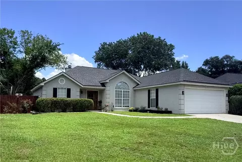 37 Ryan Dr, Richmond Hill, GA 31324