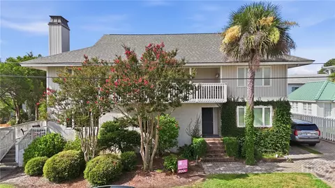 3 8th St, Tybee Island, GA 31328