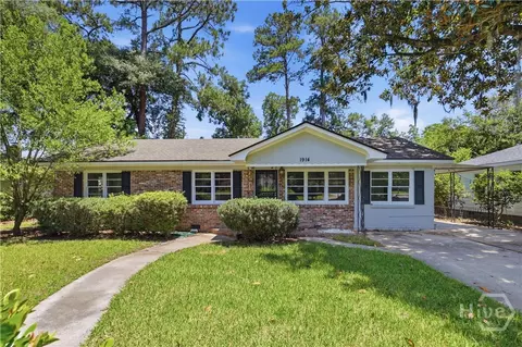 1914 E 62nd St, Savannah, GA 31404
