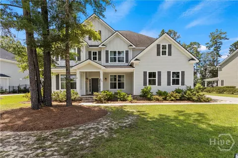 115 Oakcrest Dr W, Savannah, GA 31419