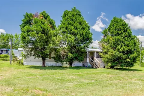 6477 Aruba Rd, Claxton, GA 30417