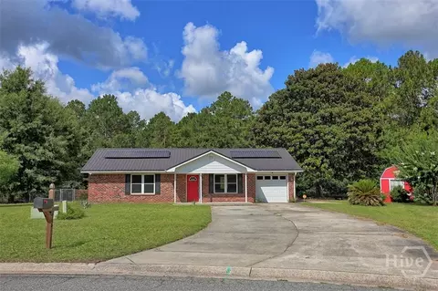 1466 Paul Caswell Blvd, Hinesville, GA 31313
