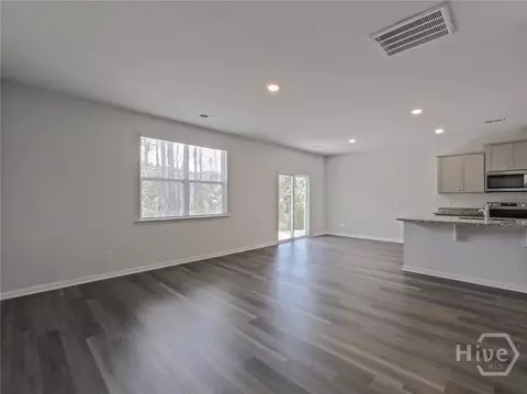 Living - 150 Kraft Cv, Pooler, GA 31322 photo 3 of 6