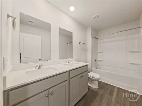 Bath - 150 Kraft Cv, Pooler, GA 31322 photo 2 of 2