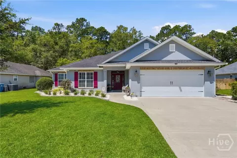 39 Magnolia Bluff Dr, Brunswick, GA 31525