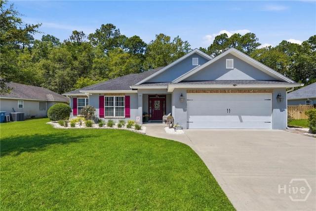 39 Magnolia Bluff Dr, Brunswick, GA 31525