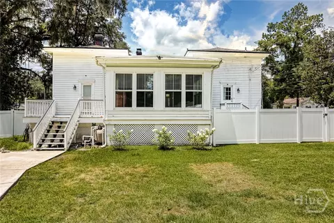 Exterior - 608 Pine St, Guyton, GA 31312 photo 5 of 14