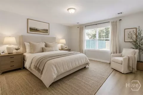 Bedroom - 160 Vale Loop, Savannah, GA 31405 photo 2 of 7
