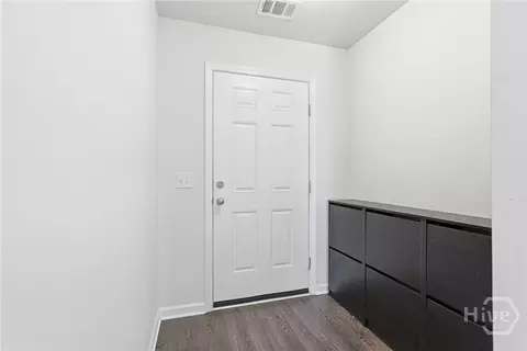Entry Way - 160 Vale Loop, Savannah, GA 31405 photo 1 of 4
