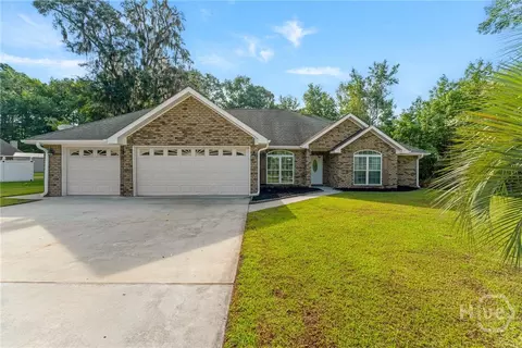270 Sassafras Ln, Midway, GA 31320