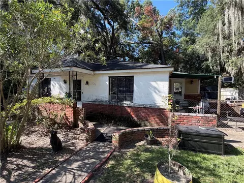 321 Dennis St, Savannah, GA 31406