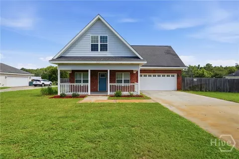 202 Ash Blvd, Hinesville, GA 31313