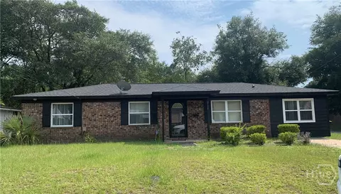 2135 Mississippi Ave, Savannah, GA 31404
