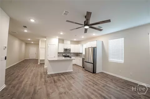 166 Benelli Dr, Pooler, GA 31322 photo 4