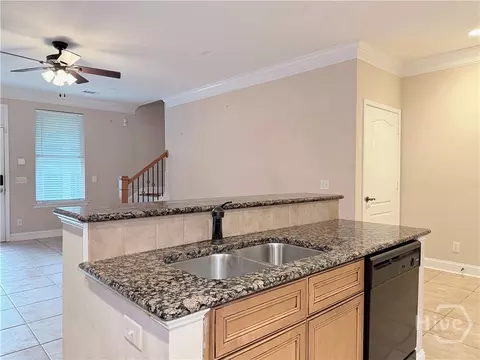 Kitchen - 132 Ventura Pl, Pooler, GA 31322 photo 10 of 12