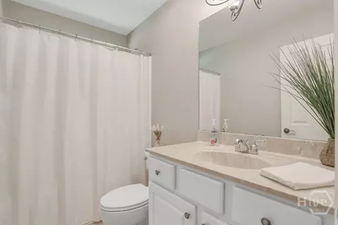 Bath - 17 Redwall Cir, Port Wentworth, GA 31407 photo 5 of 7