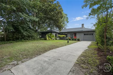 5 E 52nd St, Savannah, GA 31405 photo 4
